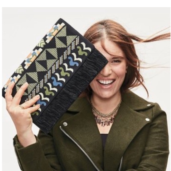 Stella & Dot Taj Clutch Cotton Credit Card Slots Snap Closure Black Embroidery - Picture 1 of 11